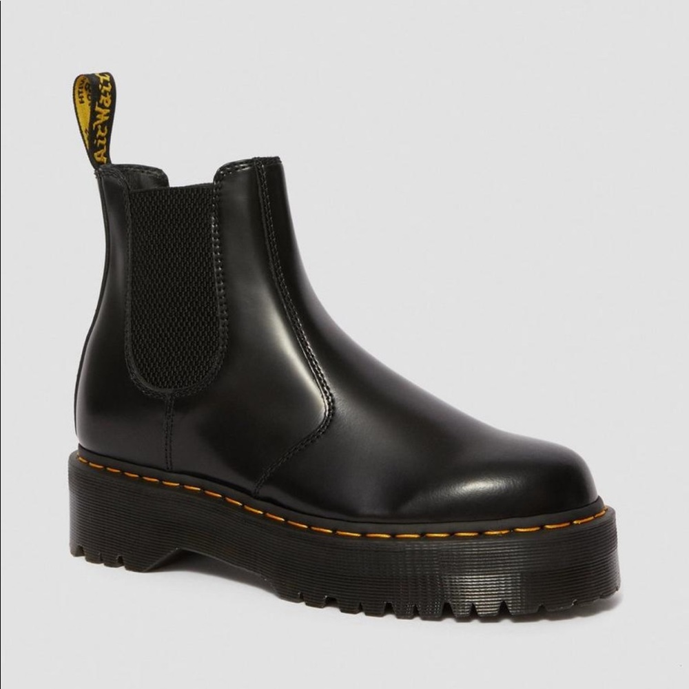 Doc Martens chelsea 2976. CROSS LISTED ON DEPOP - Picture 6 of 6